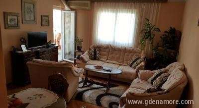 Dvosoban stan , Privatunterkunft im Ort Budva, Montenegro